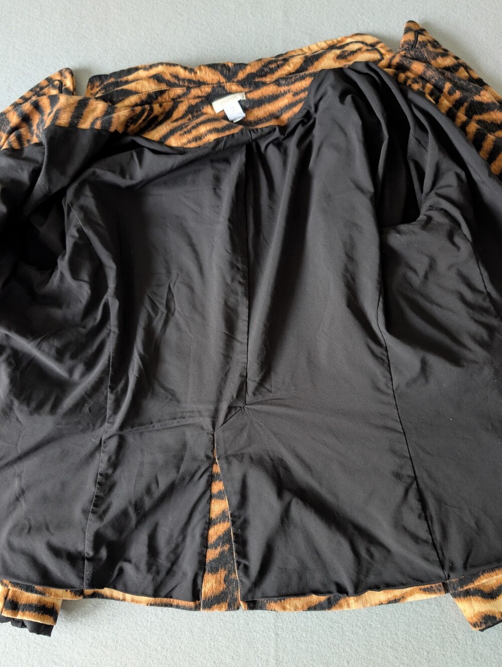 Chico's Maximalist Animal Print Tailored Blazer  Statement Tiger Stripe Sz Large image 6